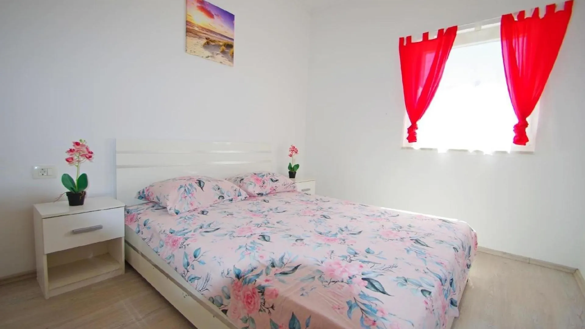 2 Schlafzimmer Ferienwohnung In Viilage Loborika 0*,  Croatia
