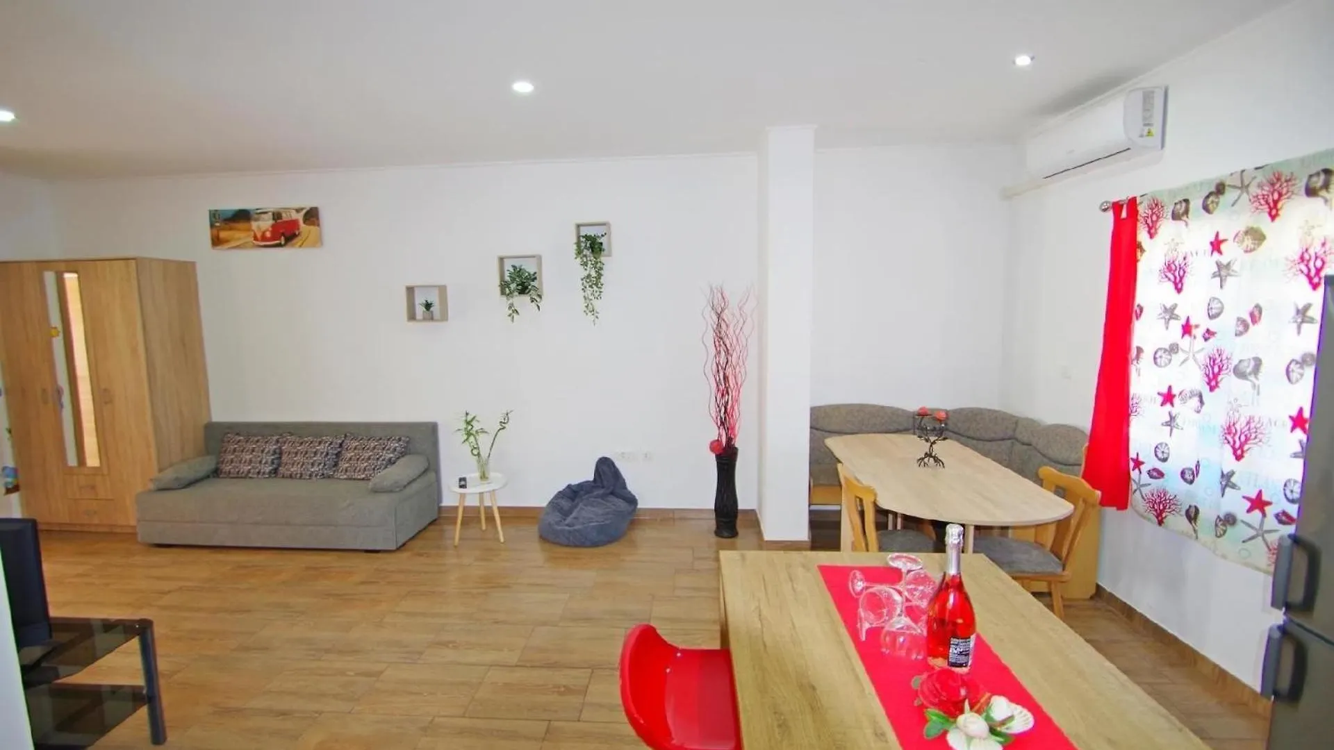 2 Schlafzimmer Ferienwohnung In Viilage Loborika 0*,